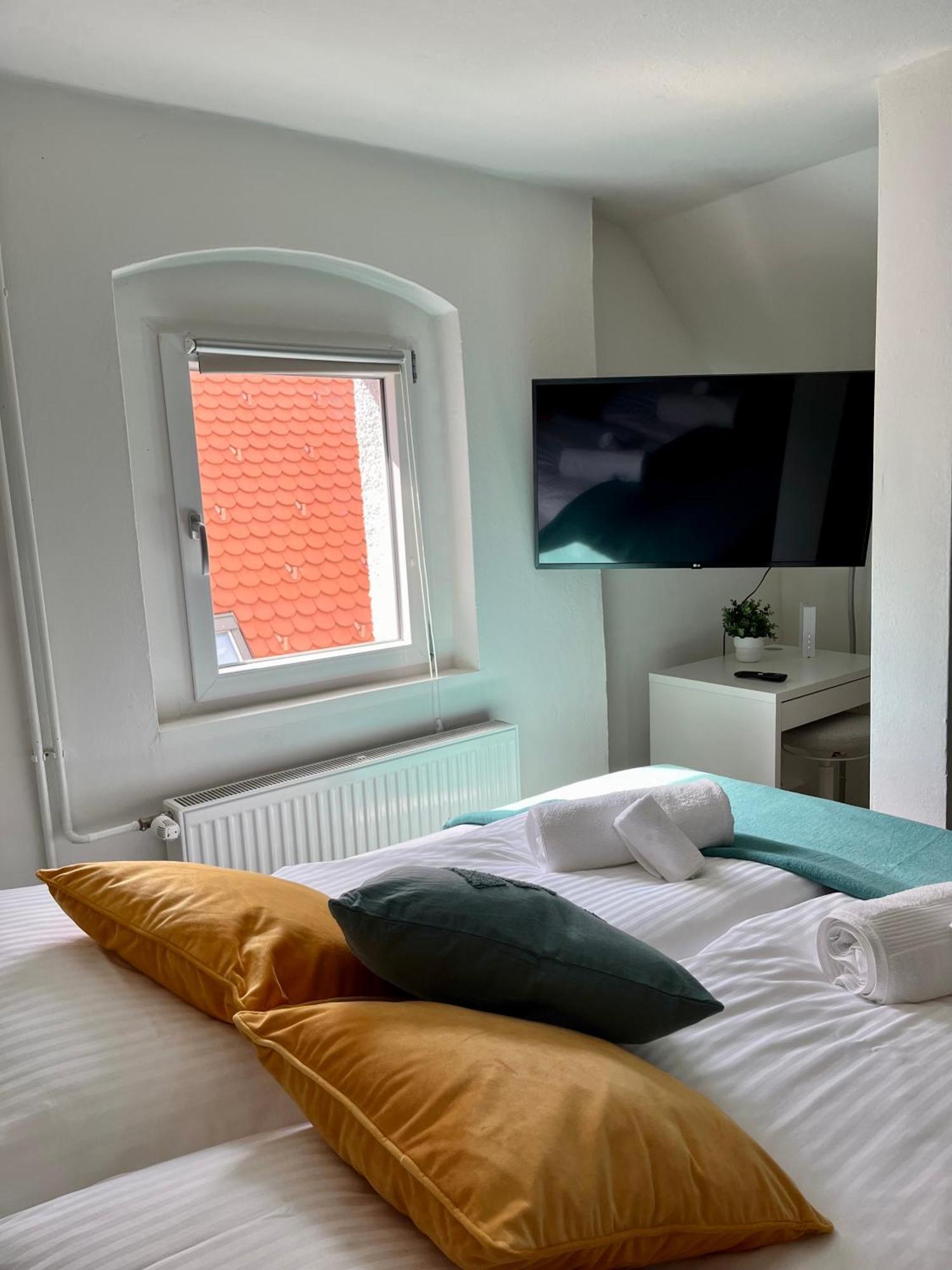 Flores City Center Studio - Easy Self-Check-In Graz Luaran gambar
